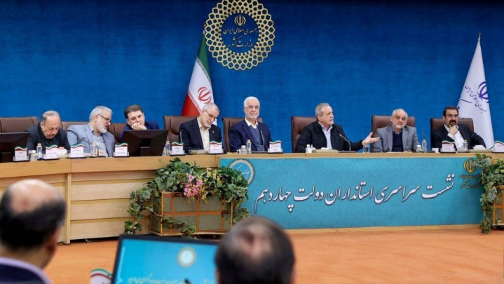 استانداران، خط مقدم مدیریت بحران