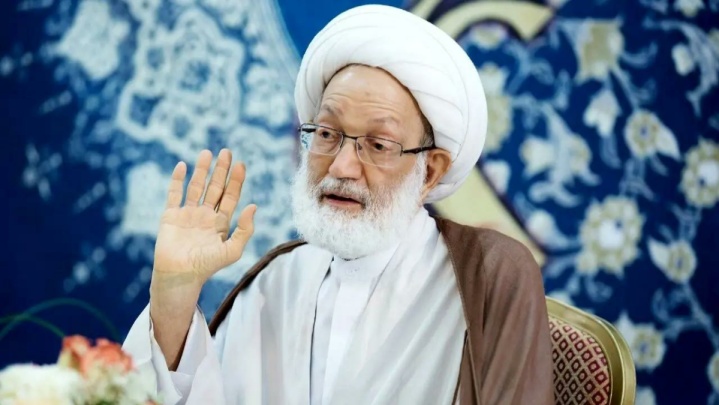 آیت الله عیسی قاسم: امام خامنه‌ای امت را به اسلام بازگرداند