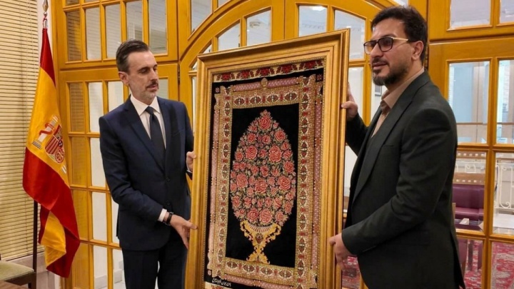 دیدار سفیر اسپانیا با سفیر قرآن جمهوری اسلامی ایران