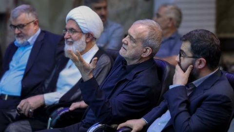 پزشکیان: مدیریت مصرف داخلی زمینه‌ساز افزایش رفاه عمومی است