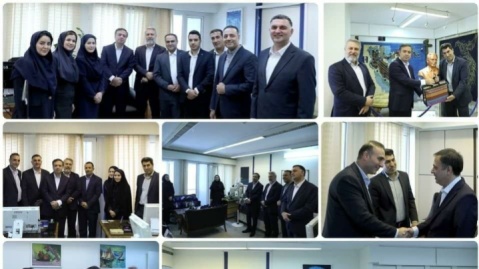 دیدار سرپرست بانک صادرات ایران با کارکنان روابط‌عمومی به مناسبت روز ارتباطات / تاکید اسکندری بر نقش پیشتاز روابط‌عمومی در هدایت افکار عمومی