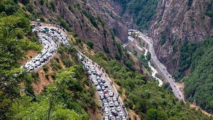 جاده چالوس مقطعی مسدود شد