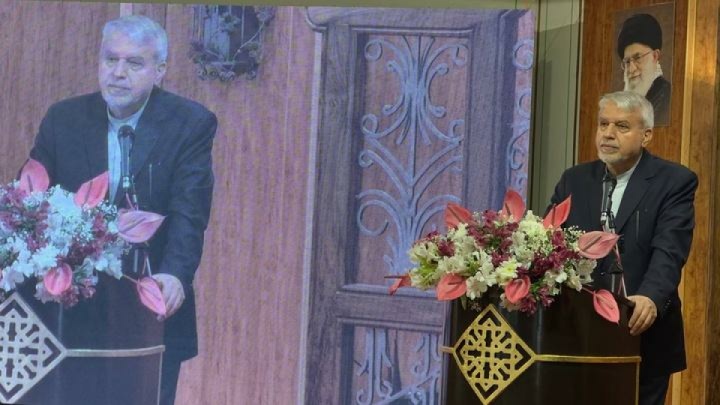 دشمنان کینۀ تاریخ و عظمت تمدنی اصفهان را دارند / اصفهان پرچمدار تمدن در جهان است