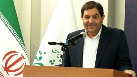 مخبر: تولیدکنندگان با کمک به دولت در سنگر امنیت غذایی نیز دشمن را شکست دهند