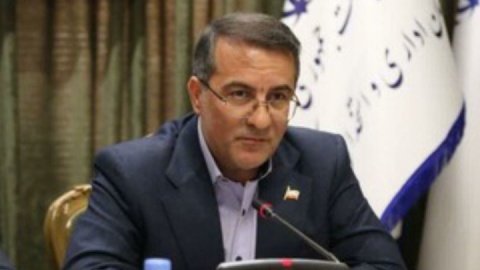 کارمند بهره‌ور سرمایه نظام اداری است