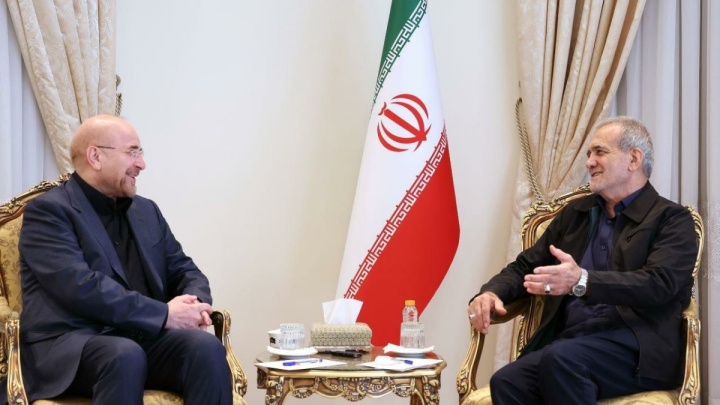 پزشکیان انتخاب مجدد قالیباف به ریاست مجلس را تبریک گفت
