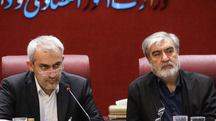 وزیر اقتصاد و معاون وزیر خارجه به کمیسیون امنیت ملی مجلس گزارش دادند