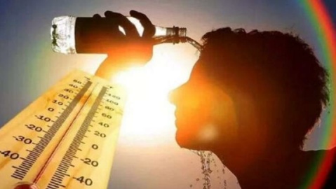 بازگشت دمای زاهدان به ۴۰ درجه پس از ۳۲۵ روز