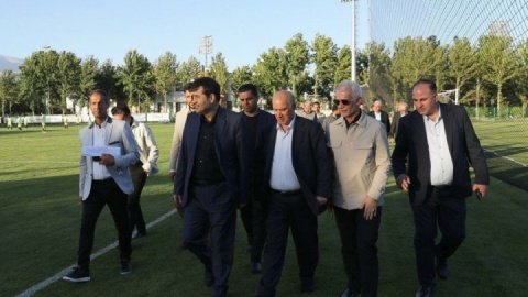 بازدید وزیر ورزش و جوانان از تمرینات تیم ملی امید