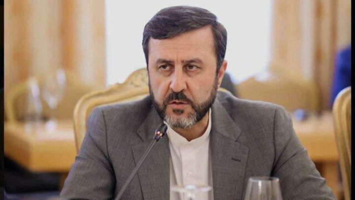 غریب‌آبادی: ایران نمی‌خواهد کشتی‌ها را پشت تنگه نگه دارد