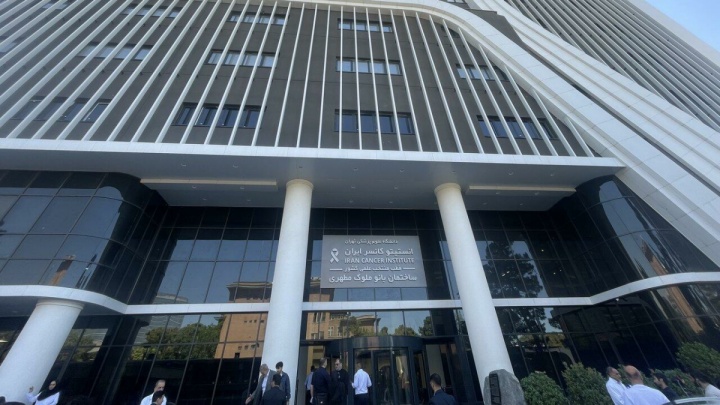 فیلم / ظفرقندی : بیمارستان انستیتو سرطان ایران، قطب درمان سرطان کشور است