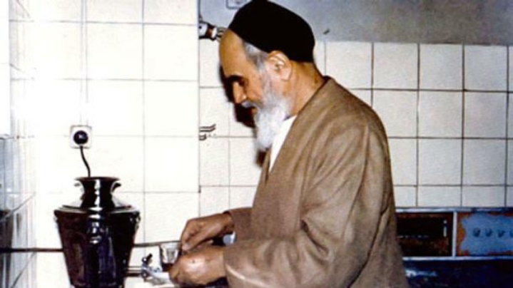 از خط مقدم تا بیت امام خمینی(ره) / عطر نیمه‌شب کتابی که زندگی سعید رفعتی را روایت می‌کند