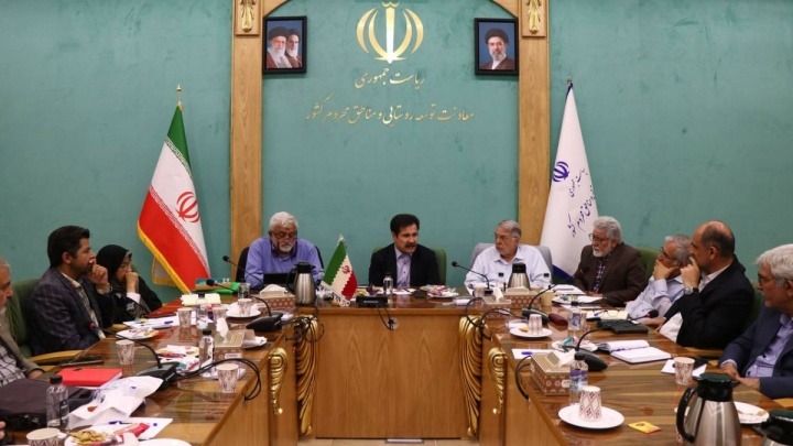 مهم‌ترین رسالت امروز ما نگاهداشت همبستگی ملی است