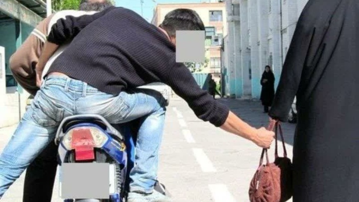 انهدام باند گوشی‌قاپی در شمال تهران؛ متهمان به ۵۰ فقره سرقت اعتراف کردند