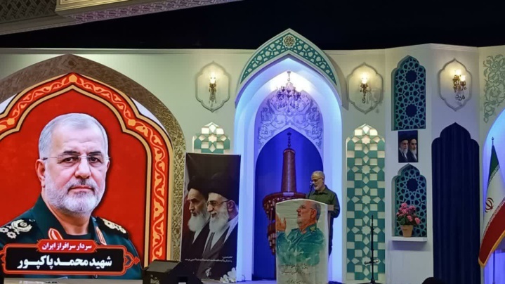 معاون وزیر کشور: دشمن به دنبال تخریب قهرمانان کشور است