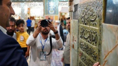 وزیر ارتباطات به حرم مطهر حضرت معصومه (س) مشرف شد