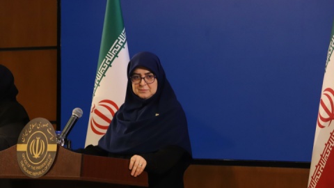 میدان و دیپلماسی در کنار هم از ایران دفاع می‌کنند