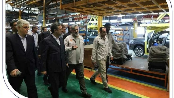 آغاز پروژه چند وجهی نوسازی صنایع با مشارکت بانک صادرات ایران/ تاکید قربان اسکندری بر تولید خودروهای باکیفیت و منطبق بر استانداردهای روز جهانی
