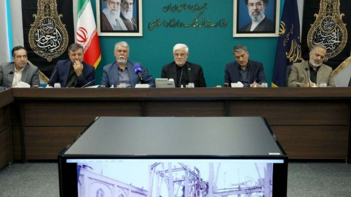 عارف: نگاه قیم مآبانه به مردم و اهل فرهنگ کنار گذاشته شود