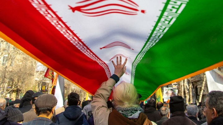 تاب‌آوری ایران در بستر حافظه تاریخی و هویت تمدنی
