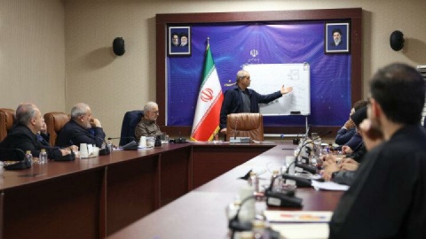 پزشکیان: اگر مردم را به صرفه‌جویی دعوت می‌کنیم، دولت باید پیشگام باشد