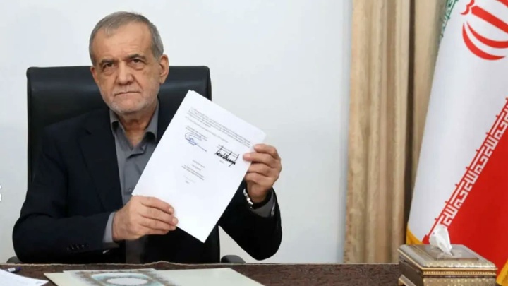 بیانیه جمعی از سفرا و پیشکسوتان سیاست خارجی در مورد امضاء تفاهم نامه پایان جنگ