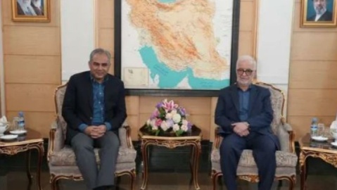 فیلم / در دیدار وزیر کشور پاکستان با مومنی چه گذشت ؟