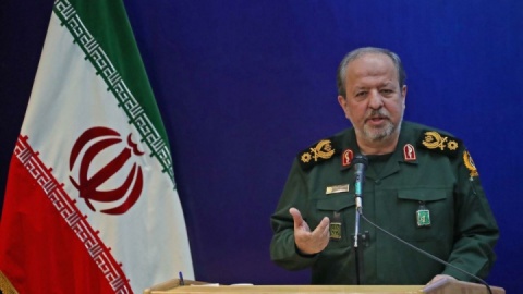 آرایش نظامی خود را در طول مذاکره و زمان تفاهم حفظ و تقویت خواهیم کرد