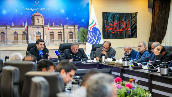 به سازوکارهای جبرانی جدید برای تأمین مالی نیاز داریم / رشد چهار برابری اتصال مشترکان به شبکه فیبر نوری