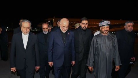 جزئیاتی تازه از دیدارهای عراقچی و قالیباف با مقامات عمان + تصاویر