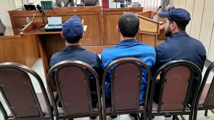 متهم به قتل در دادگاه: در حکمم تخفیف دهید تا همسرم طلاق نگیرد