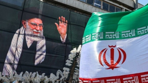 پیش بینی حضور ۱۸ تا ۳۵ میلیون نفر در مراسم تشییع امام شهید