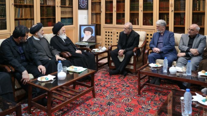 پزشکیان: برخی جریان‌ها با سنگ‌اندازی بدنبال اخلال در پیشبرد منافع ملی هستند/ آیت‌الله علوی بروجردی: نباید فرصت‌های دیپلماتیک را از دست داد