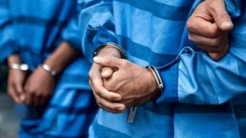 شرط‌بندی ۲ پسر برای سرقت زیر یک دقیقه