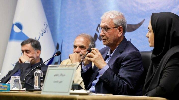 کارآمدی دولت باید با اقدامات اجتماعی تکمیل شود