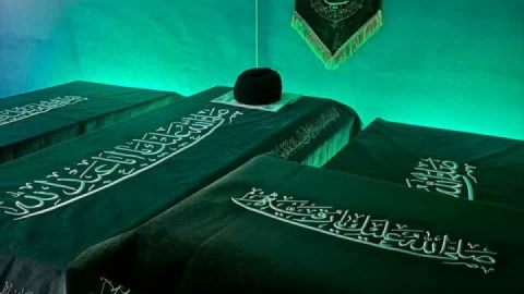 فیلم / اولین ویدئو از آماده‌سازی خودروی حامل پیکر رهبر شهید انقلاب