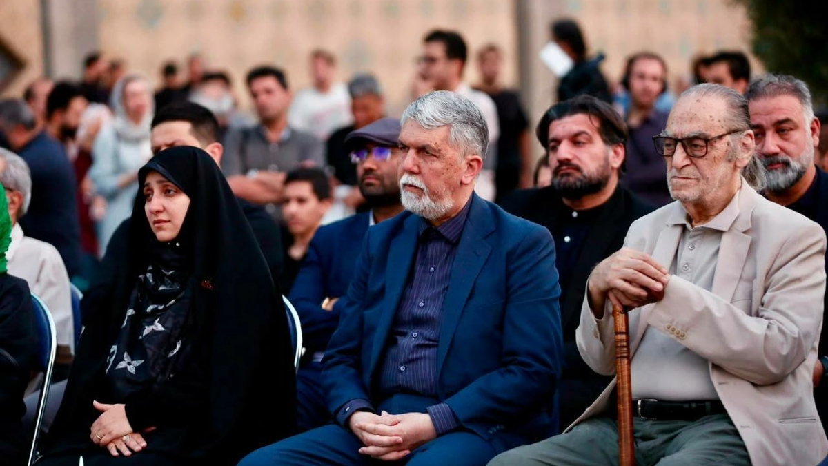 هنرمندان، تاریخ امروز را با زبان هنر روایت می‌کنند