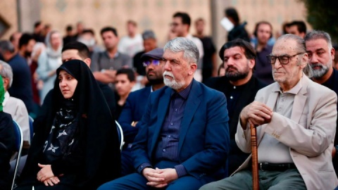هنرمندان، تاریخ امروز را با زبان هنر روایت می‌کنند
