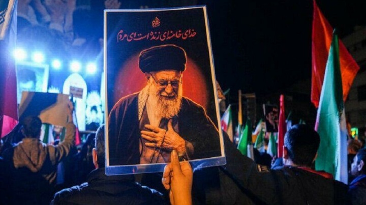 هلال‌احمر برای ارائه خدمات مراسم تشییع رهبر شهید در عراق آماده است
