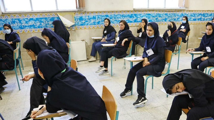 تعویق دوباره امتحانات نهایی دانش آموزان امکان‌پذیر نیست