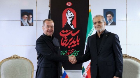 پزشکیان: باید از ظرفیت‌های شانگهای، بریکس و اوراسیا برای توسعه همکاری‌ها بهره گرفت
