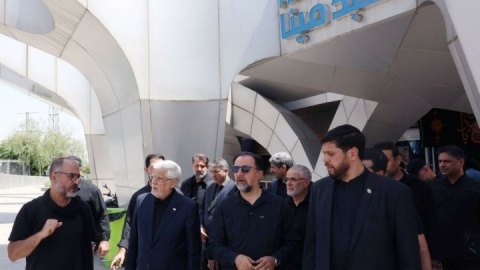 بازدید میدانی عارف از مراکز اسکان و درمان زائران مراسم تشییع رهبر شهید