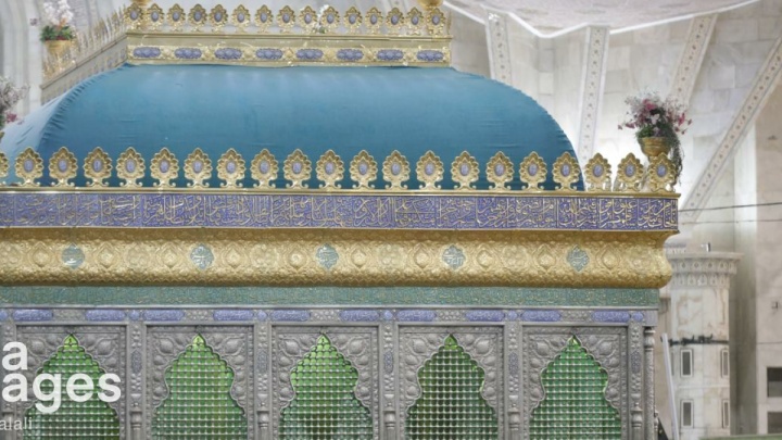 میزبانی حرم امام خمینی(ره) از زائران وداع با رهبر شهید