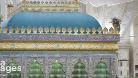 میزبانی حرم امام خمینی(ره) از زائران وداع با رهبر شهید