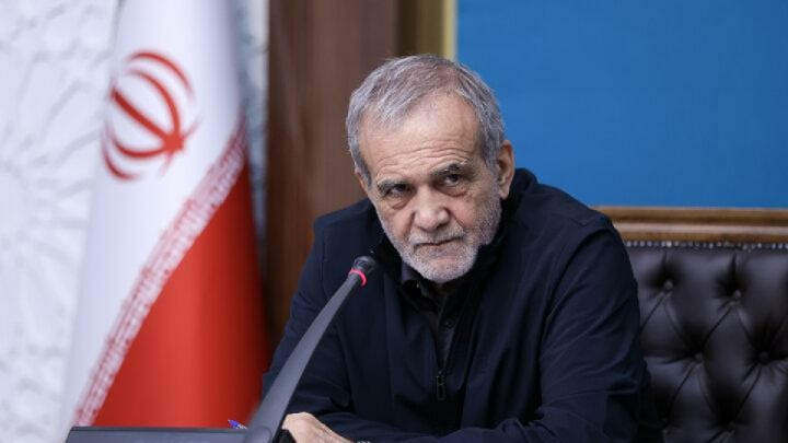 پرچمی که قائد شهید برای برافراشته ماندنش مجاهدت کرد، بر زمین نمی‌ماند