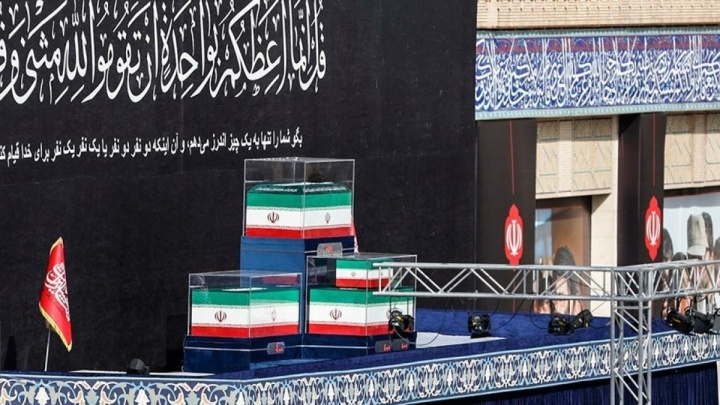 مراسم اقامه نماز بر پیکر مطهر امام شهید فردا در مصلی برگزار می‌شود