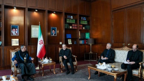 دیدار معاون نخست وزیر یمن با وزیر امور خارجه جمهوری اسلامی ایران