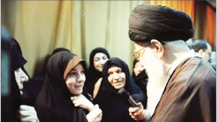 زن؛ ارزشمند در نگاه رهبر مسلمین