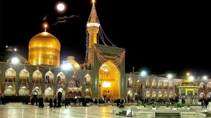 فیلم/ حرم امام رضا(ع) برای میزبانی از رهبر شهید آماده می‌شود