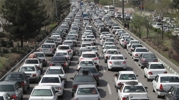 ترافیک سنگین در آزادراه قم تهران